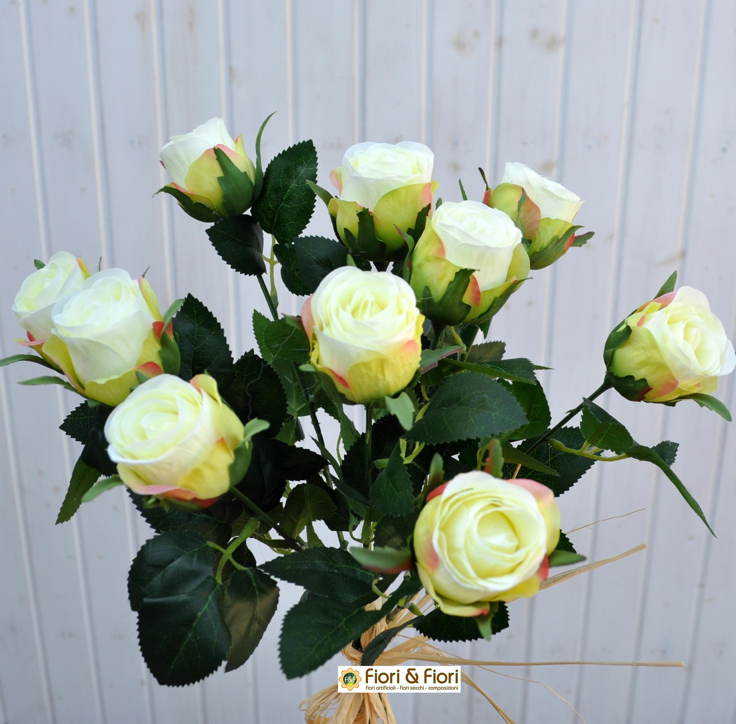 Rose artificiali verdi in materiale di qualità per decorazioni floreali